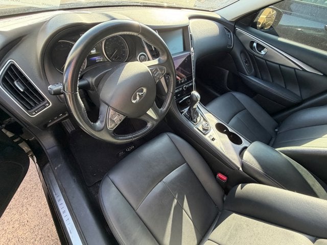 2017 INFINITI Q50 2.0t