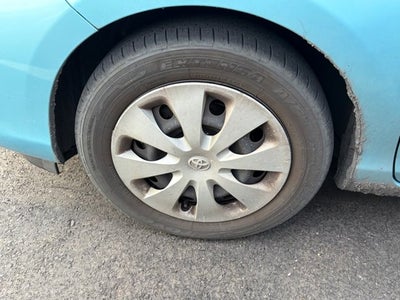 2014 Toyota Prius c Base