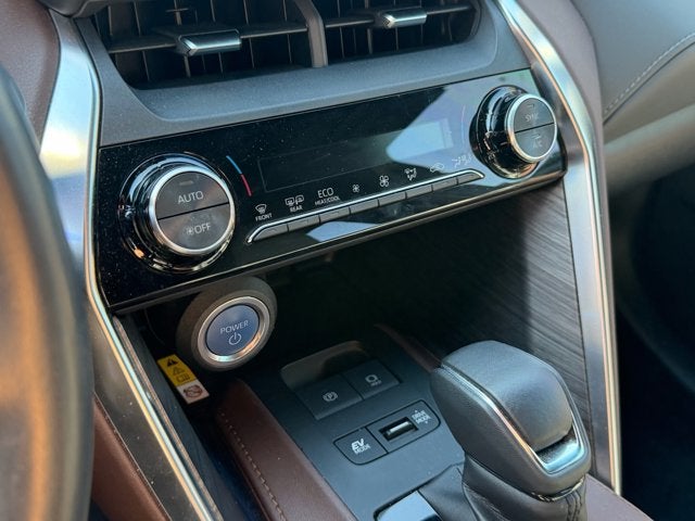 2022 Toyota Venza Base