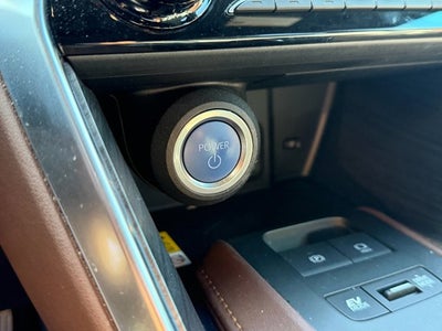 2022 Toyota Venza Base