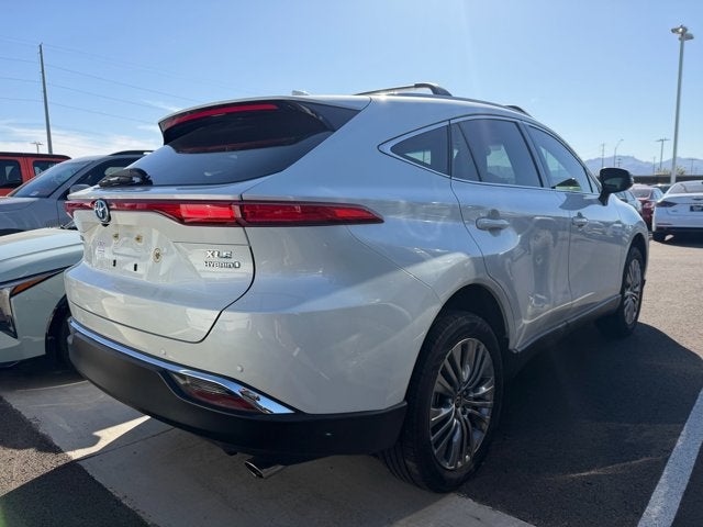 2022 Toyota Venza Base