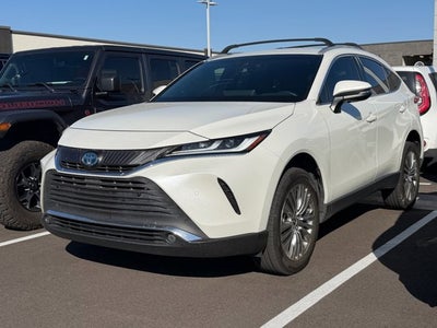 2022 Toyota Venza Base