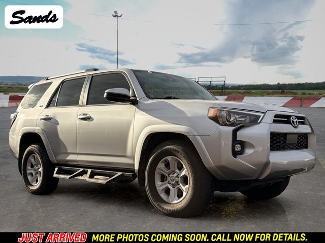 2022 Toyota 4Runner SR5