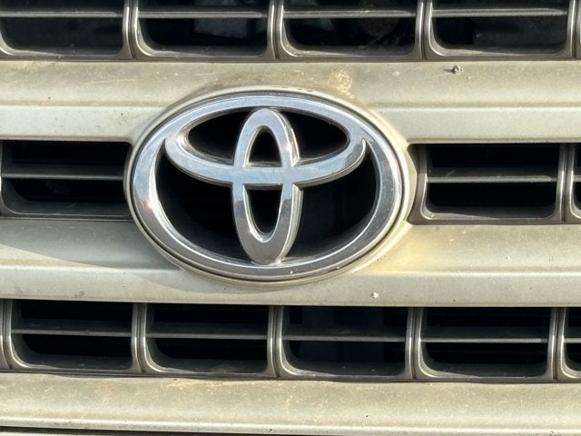 2002 Toyota Highlander Base
