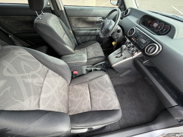 2013 Scion xB Base