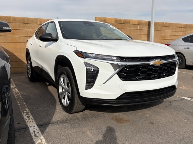 2025 Chevrolet Trax LS