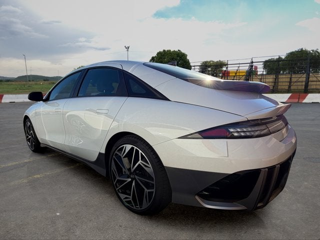 2024 Hyundai IONIQ 6 SEL