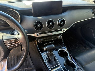 2022 Kia Stinger GT-Line