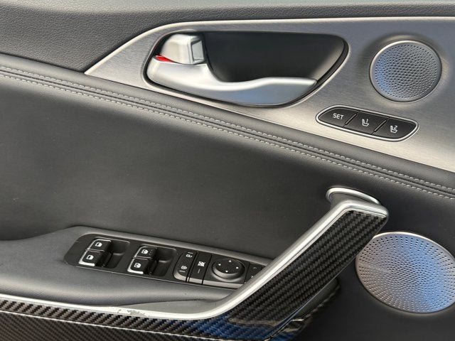 2021 Kia Stinger GT1