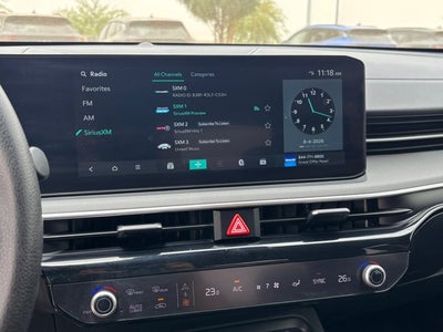 2025 Kia K5 LXS