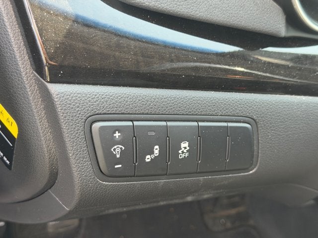 2016 Kia Cadenza Premium