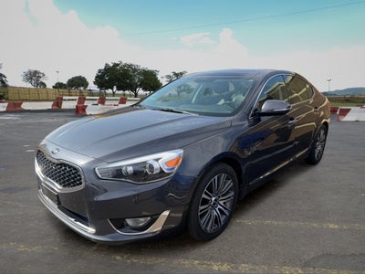 2016 Kia Cadenza Premium