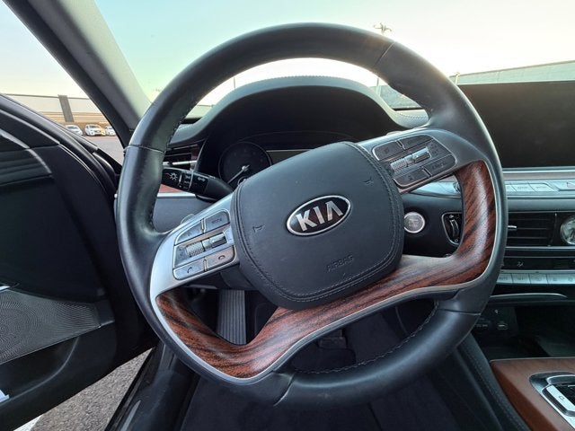 2020 Kia K900 Luxury