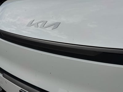 2024 Kia EV9 Light Long Range
