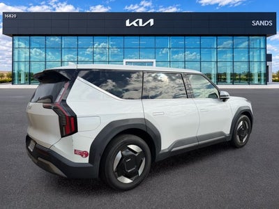 2024 Kia EV9 Light Long Range