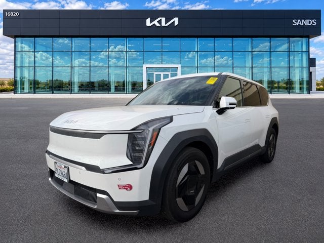 2024 Kia EV9 Light Long Range