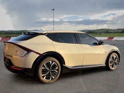 2024 Kia EV6 Wind