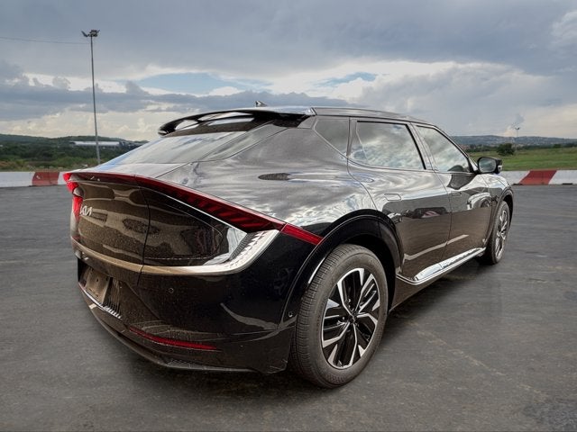 2024 Kia EV6 Wind