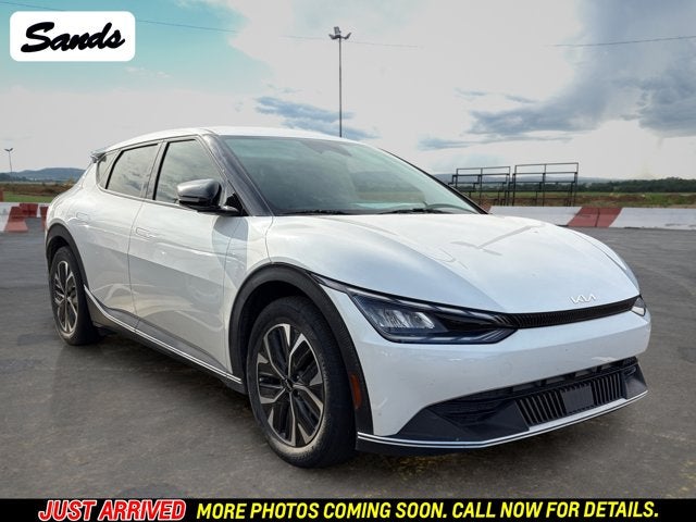2024 Kia EV6 Light's photo