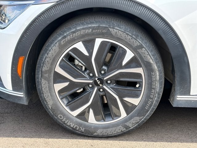 2024 Kia EV6 Light