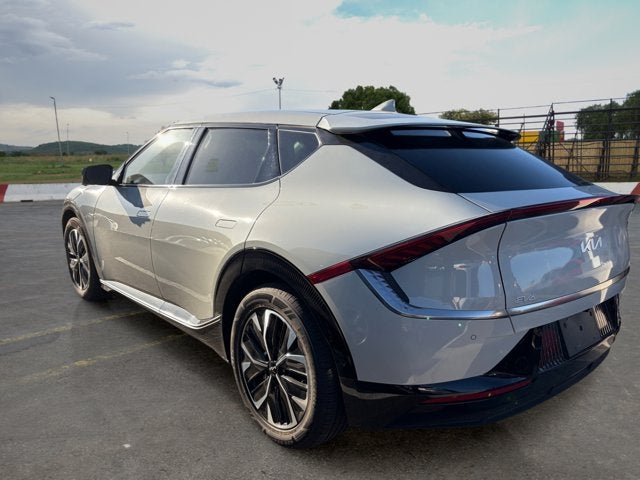 2022 Kia EV6 Wind