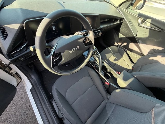 2024 Kia Niro LX