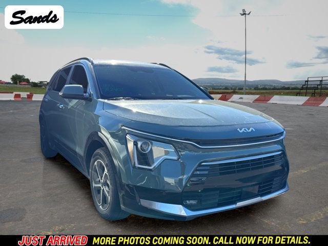 2024 Kia Niro SX