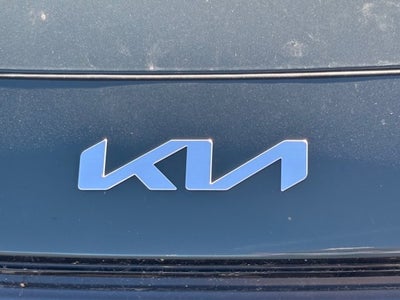 2024 Kia Niro SX