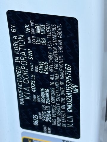 2025 Kia Soul Base