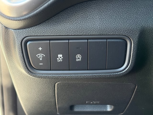 2025 Kia Soul Base