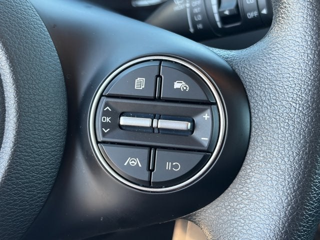 2025 Kia Soul Base