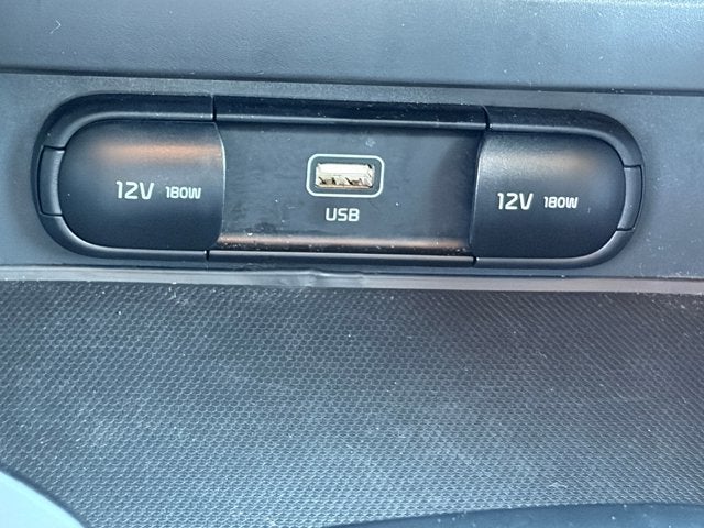 2025 Kia Soul Base