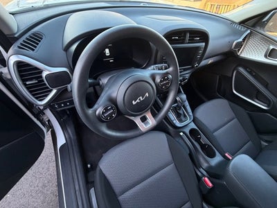2025 Kia Soul Base
