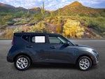2025 Kia Soul Base