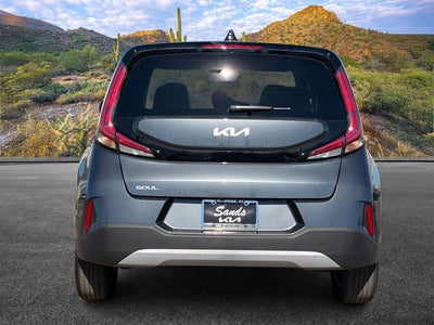 2025 Kia Soul Base