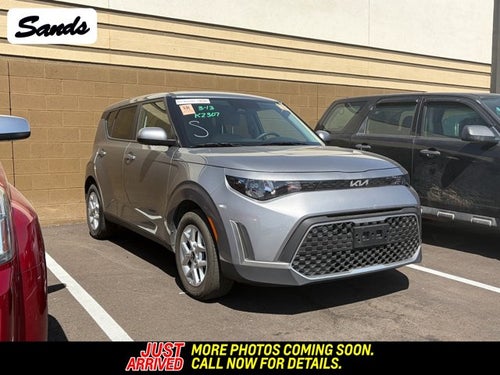 2025 Kia Soul Base
