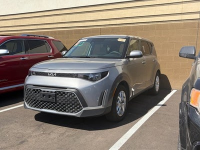 2025 Kia Soul Base