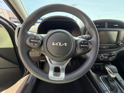 2025 Kia Soul Base