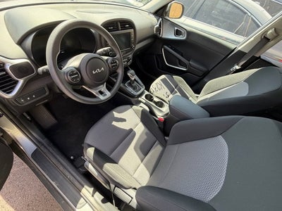 2025 Kia Soul Base