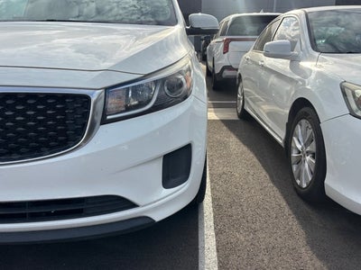 2016 Kia Sedona LX