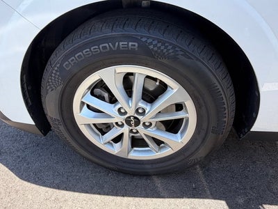 2023 Kia Carnival LX
