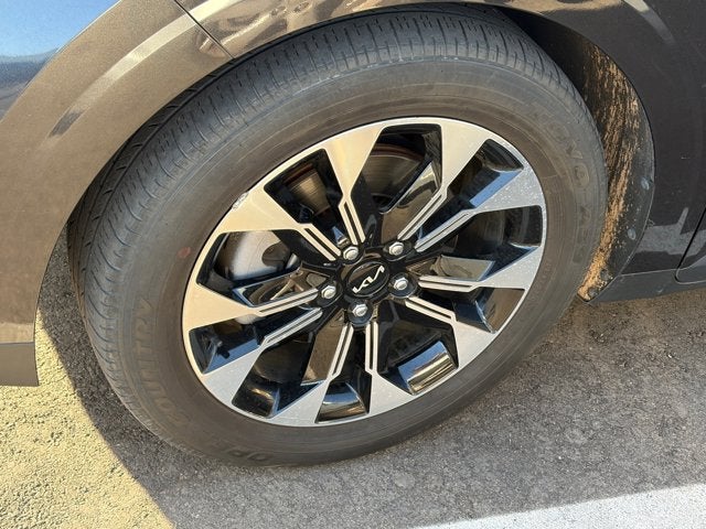 2022 Kia Carnival EX