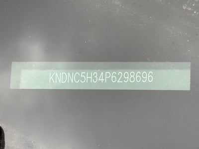 2023 Kia Carnival EX