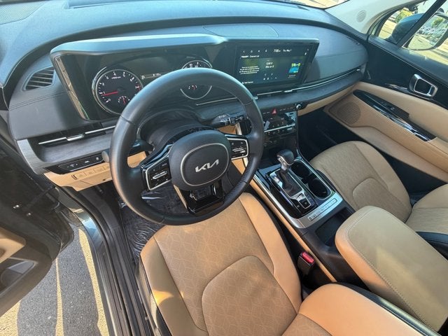 2024 Kia Carnival EX
