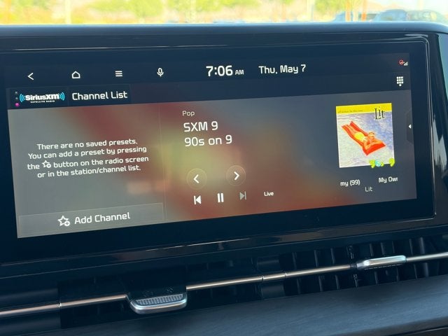 2024 Kia Carnival EX