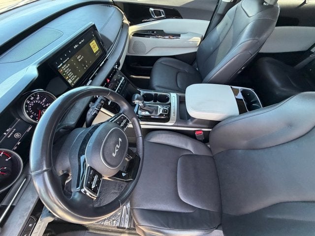 2024 Kia Carnival EX