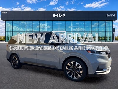 2024 Kia Carnival EX