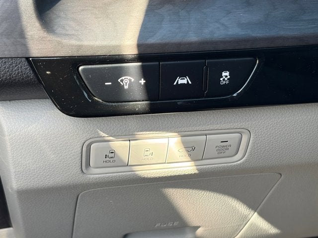 2024 Kia Carnival EX
