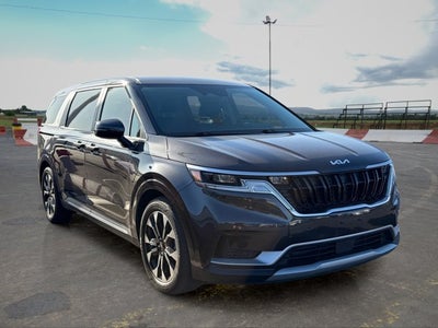 2024 Kia Carnival EX