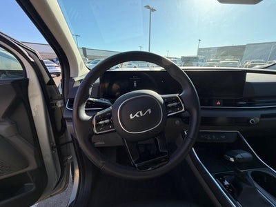 2025 Kia Carnival EX